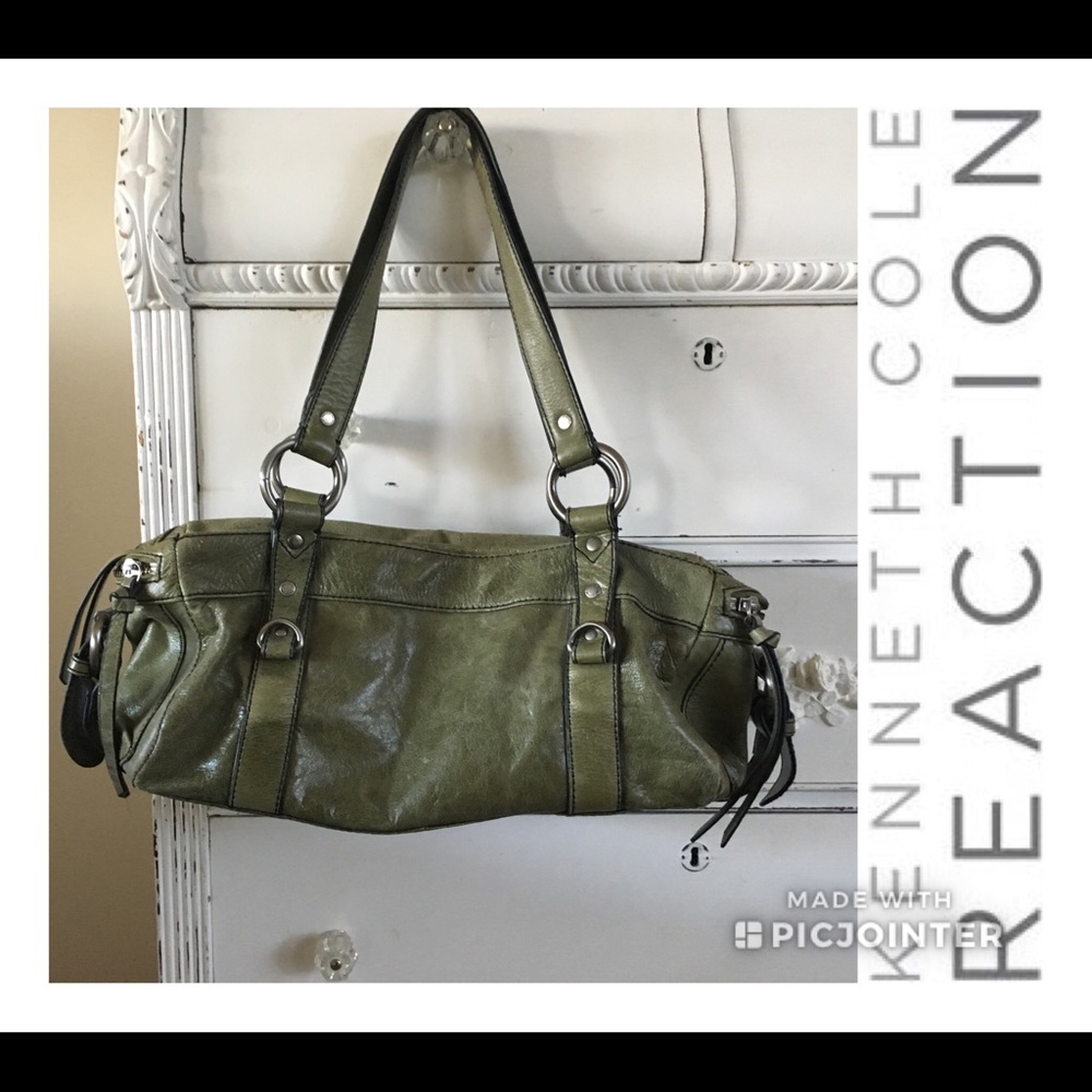 ****NOT FOR SALE******Kenneth Cole Reaction Soft Distressed Leather Bag